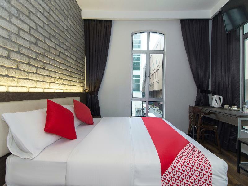 Oyo 127 The Reeds Hotel Куала Лумпур Екстериор снимка
